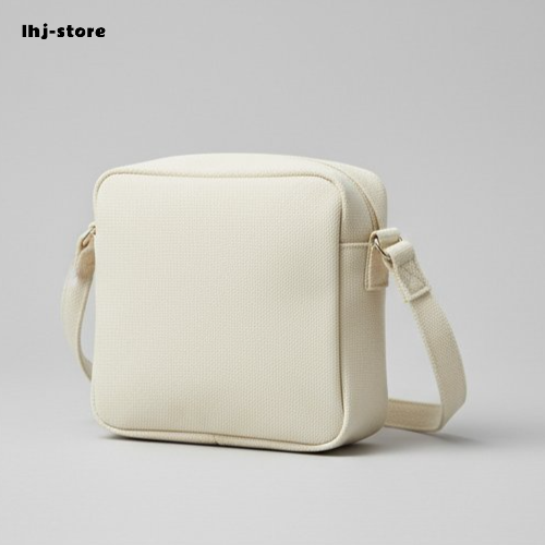 Geräumige Schultertasche für Herren mit praktischem Reißverschluss