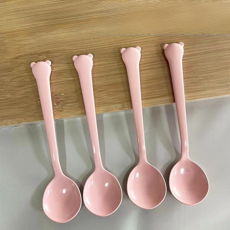 long-handled dessert spoon