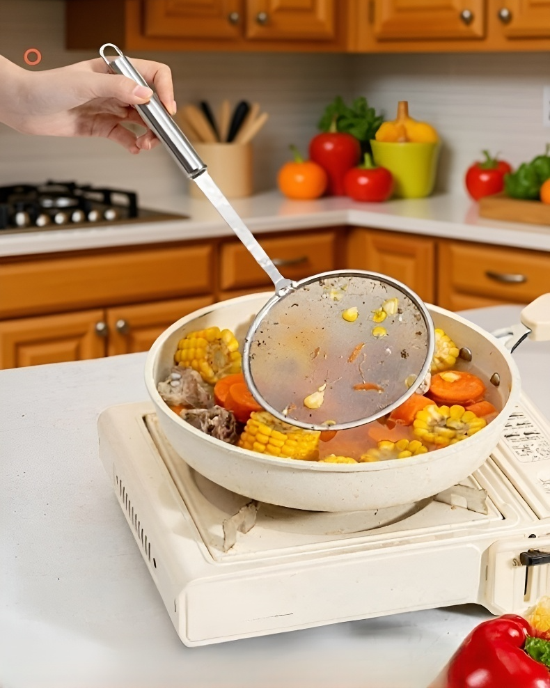 ステンレス製オイルレードルの持ち手部分のアップ