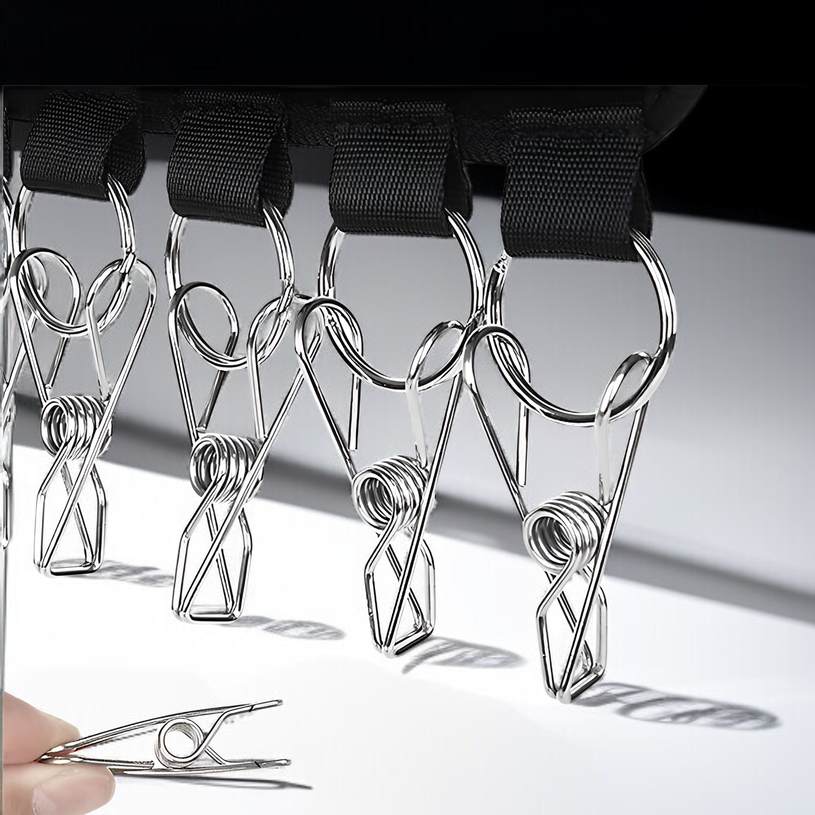 Zbliżenie na samoprzylepny uchwyt wielofunkcyjny