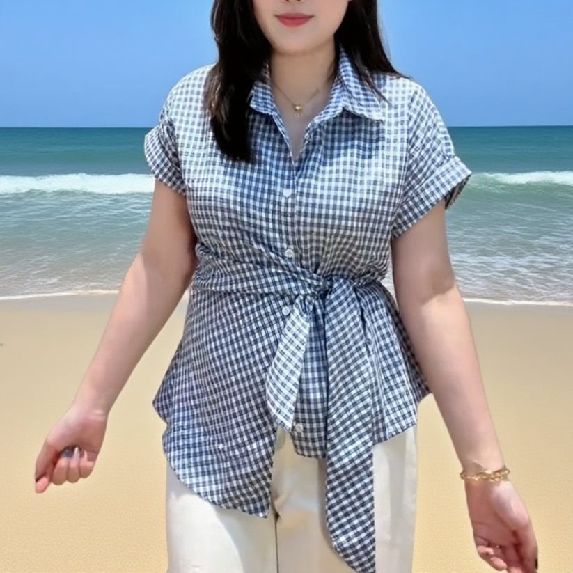 허리 스트랩으로 슬림한 라인 연출