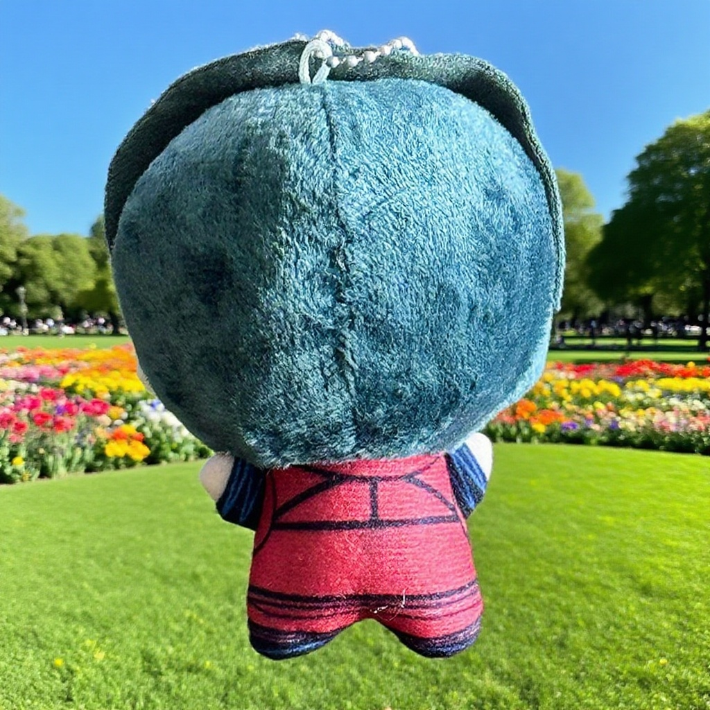 تصميم مميز لدمية قطيفة رياضية