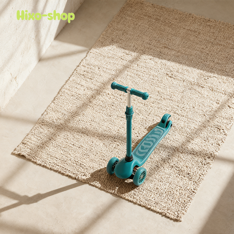 Lehká, protiskluzová dětská koloběžka (6-12 let)