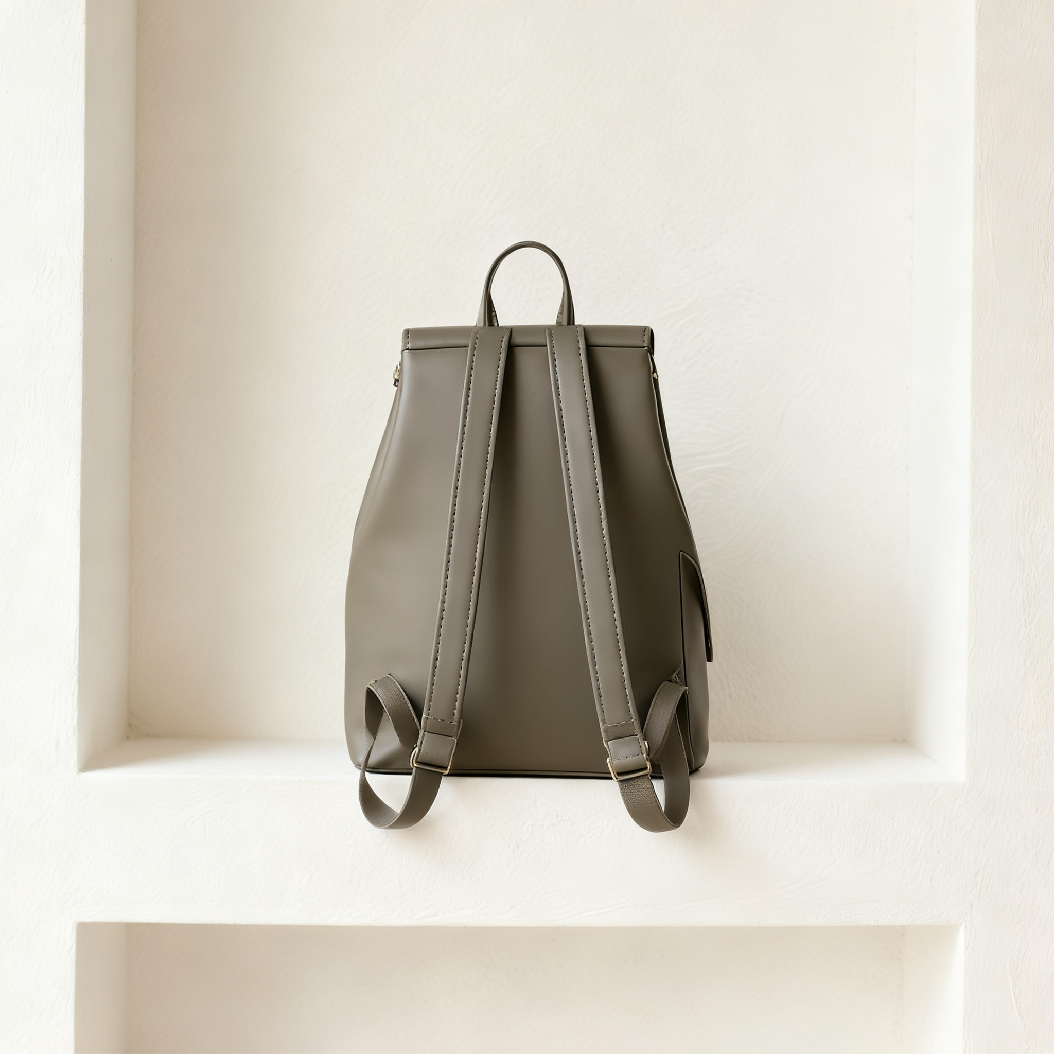  กระเป๋าเป้หนังสำหรับกิจกรรมกลางแจ้งและพักผ่อน