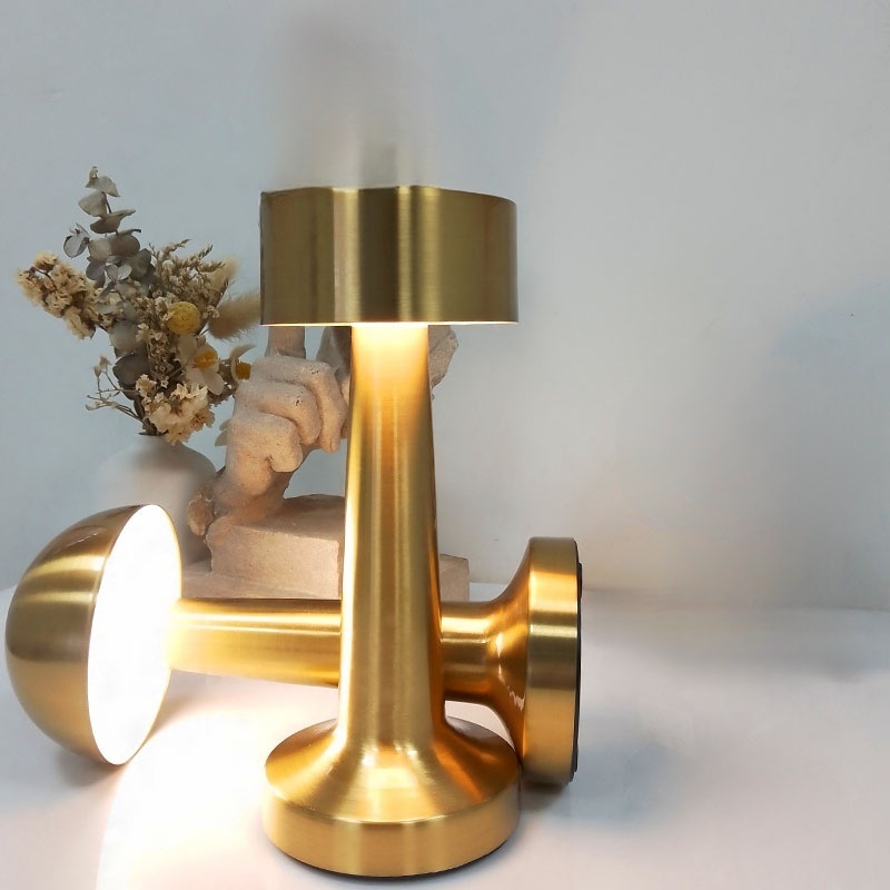 充電式ミニデスクランプ