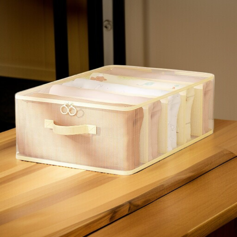 省スペース設計の家庭用収納袋