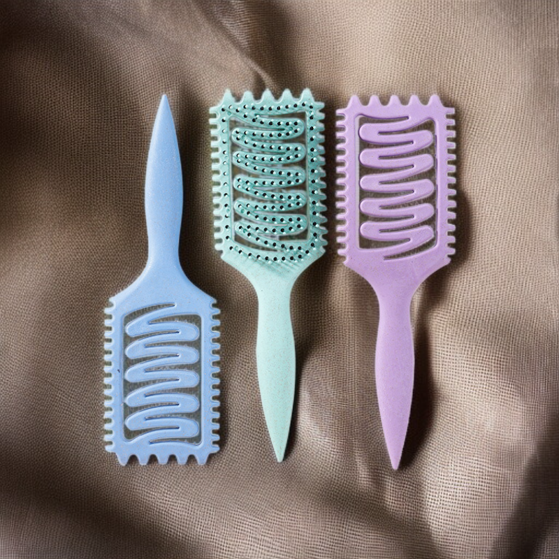 伸縮性のあるコーム