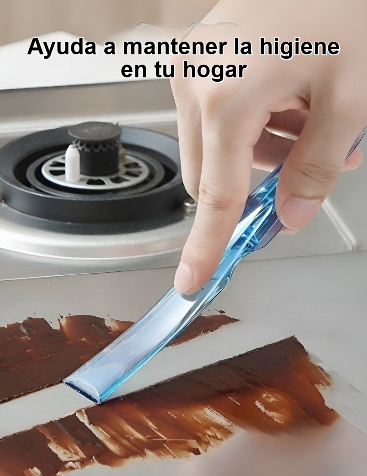 Herramienta multiusos de cocina raspando masa