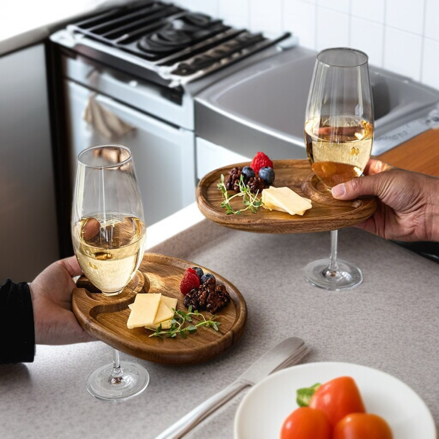 パーティー用アカシア木製高脚トレイ＆ワイングラスプレート