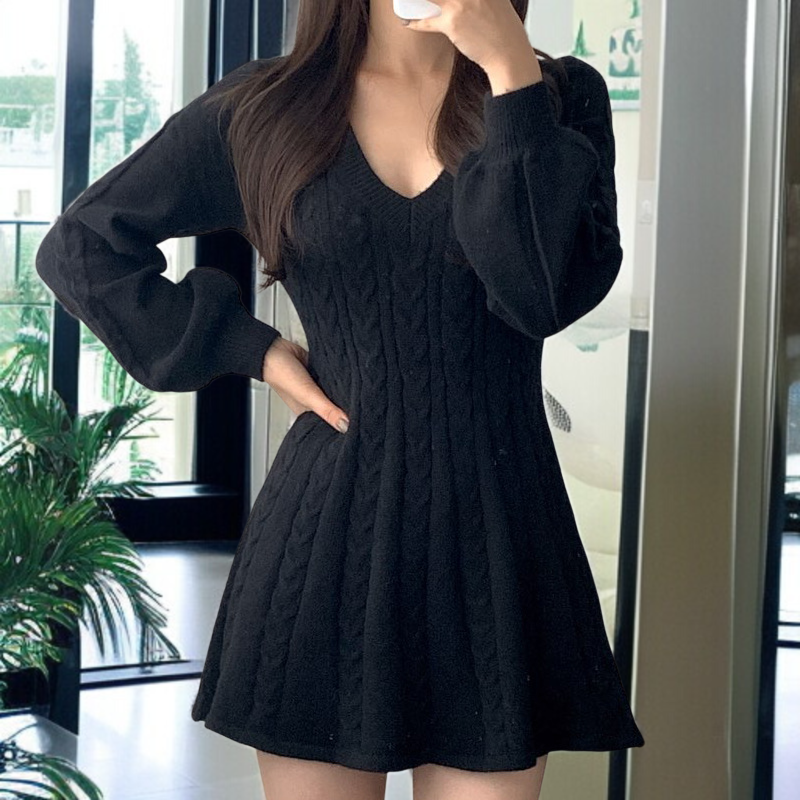 秋冬のヴィンテージ風麻の花柄Vネックウエストマークの小柄ロングスリーブAラインニットワンピース女性向け