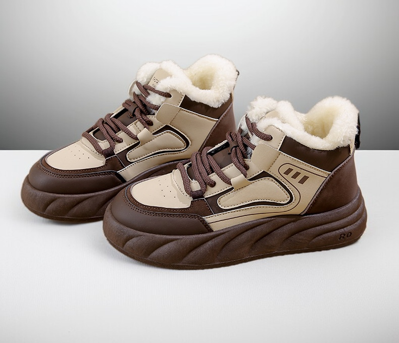 防寒性が高い韓国風ブーツの詳細写真