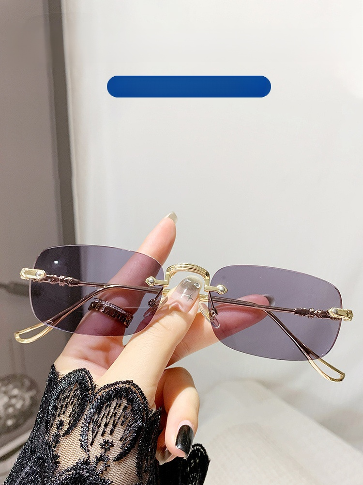 【近視/老眼用選択可】ブルーライトカットフレームレスメガネ