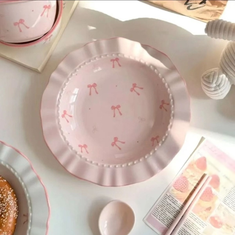 Keramické misky a stolní nádobí pro domácnost