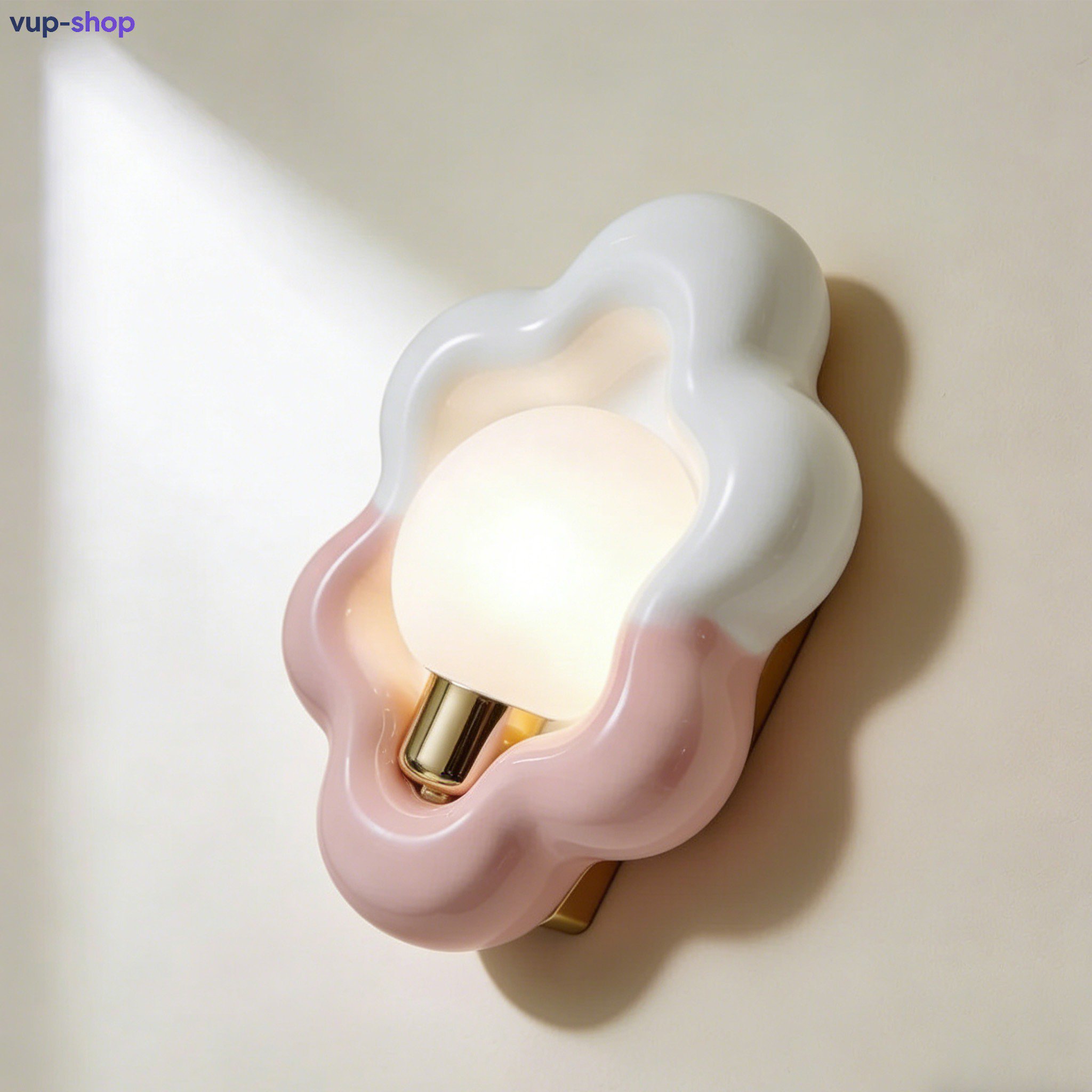 現代簡約臥室壁燈設計細節