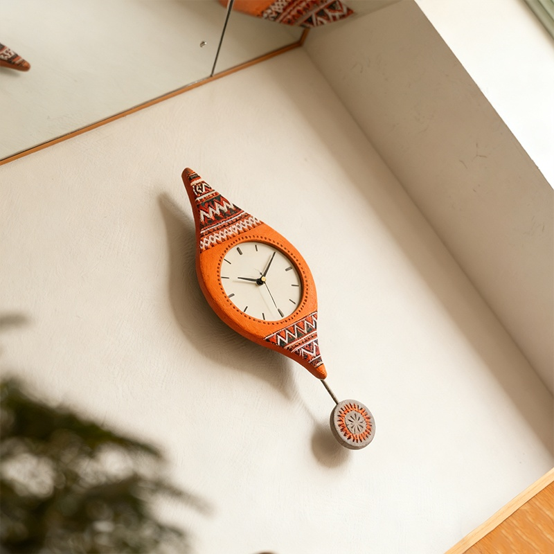 靜音壁掛鐘時尚設計展示圖