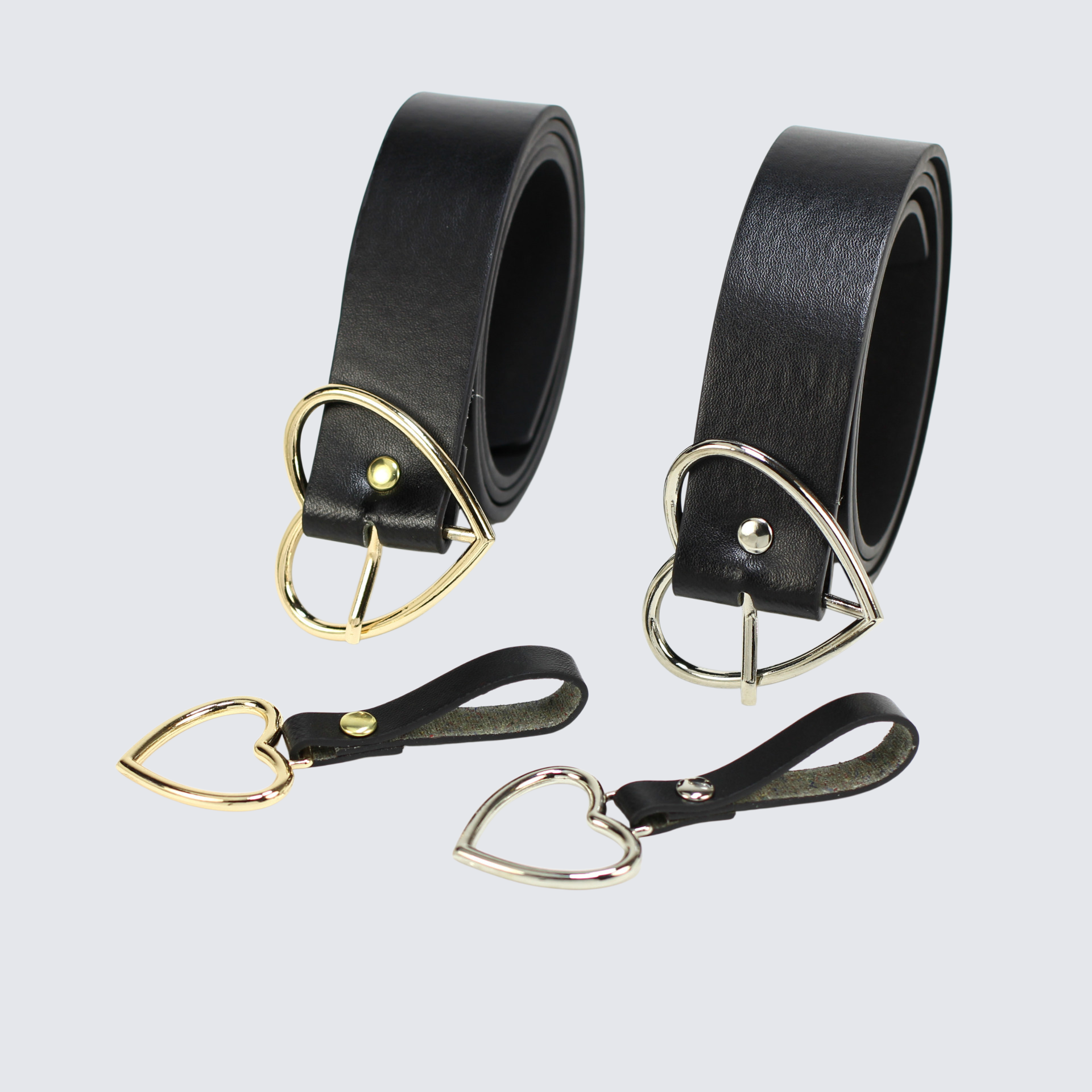 Damen-Gürtel mit Herzförmiger Schnalle und Ring