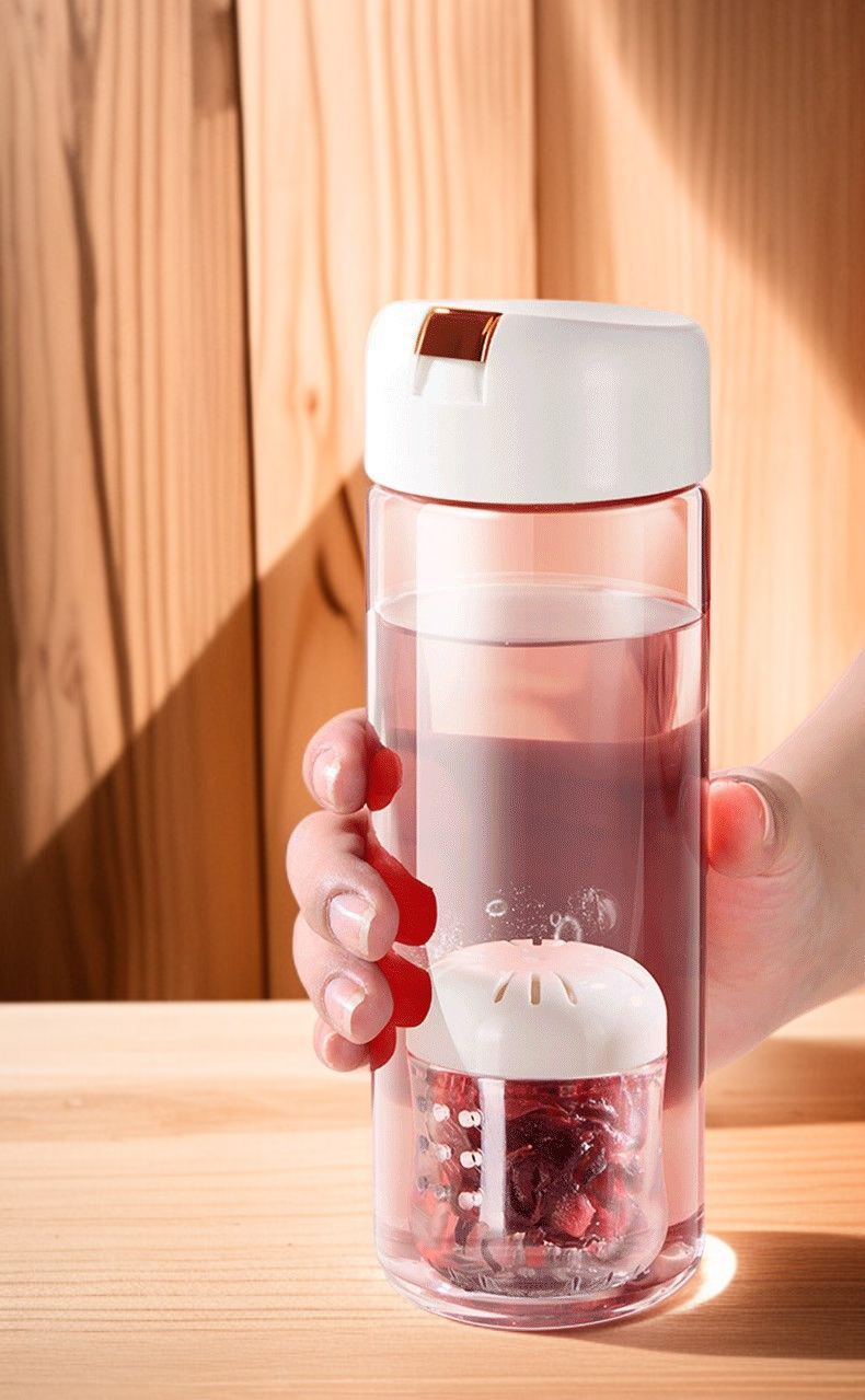 Detailansicht der magnetischen Teetasse mit modernem Design