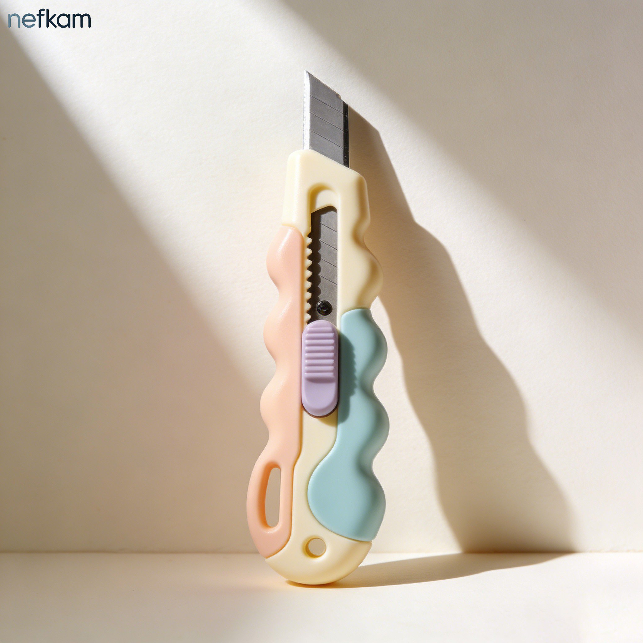 Multi-functional self-locking utility knives (5-pack)