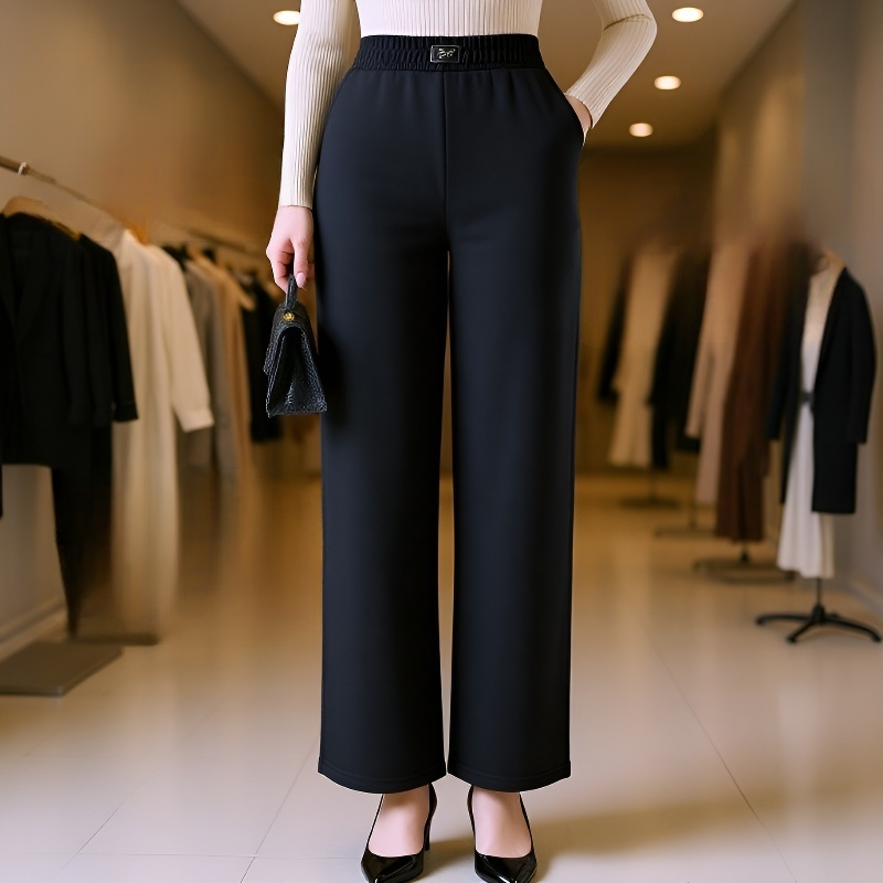 쉬넬 디자인의 트렌디한 겨울 팬츠