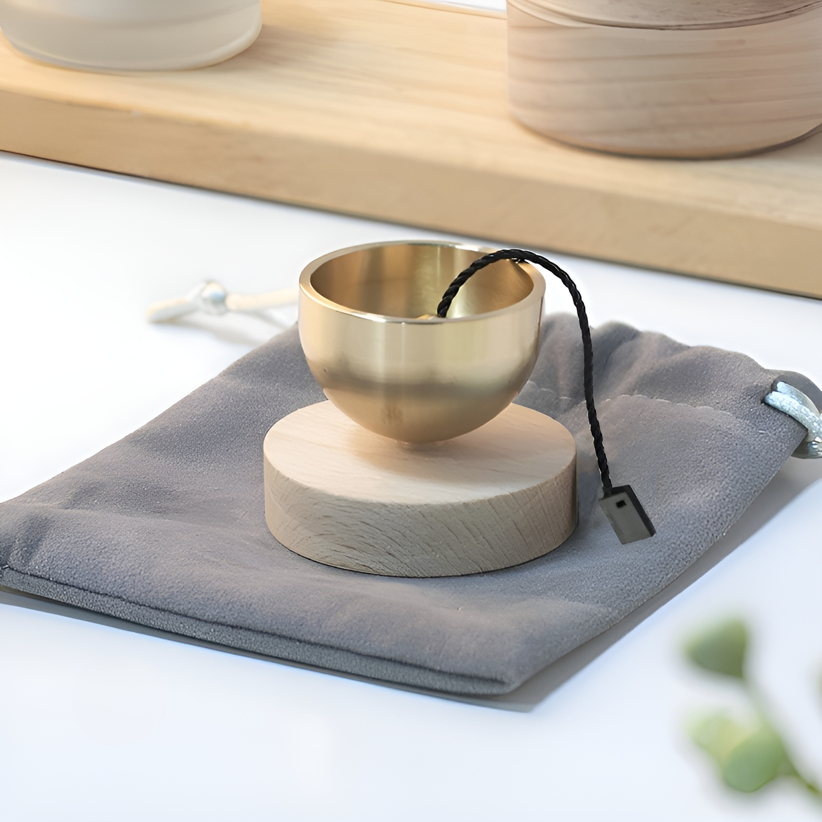 Juego de mini cuencos tibetanos de madera y campanas de viento de latón puro