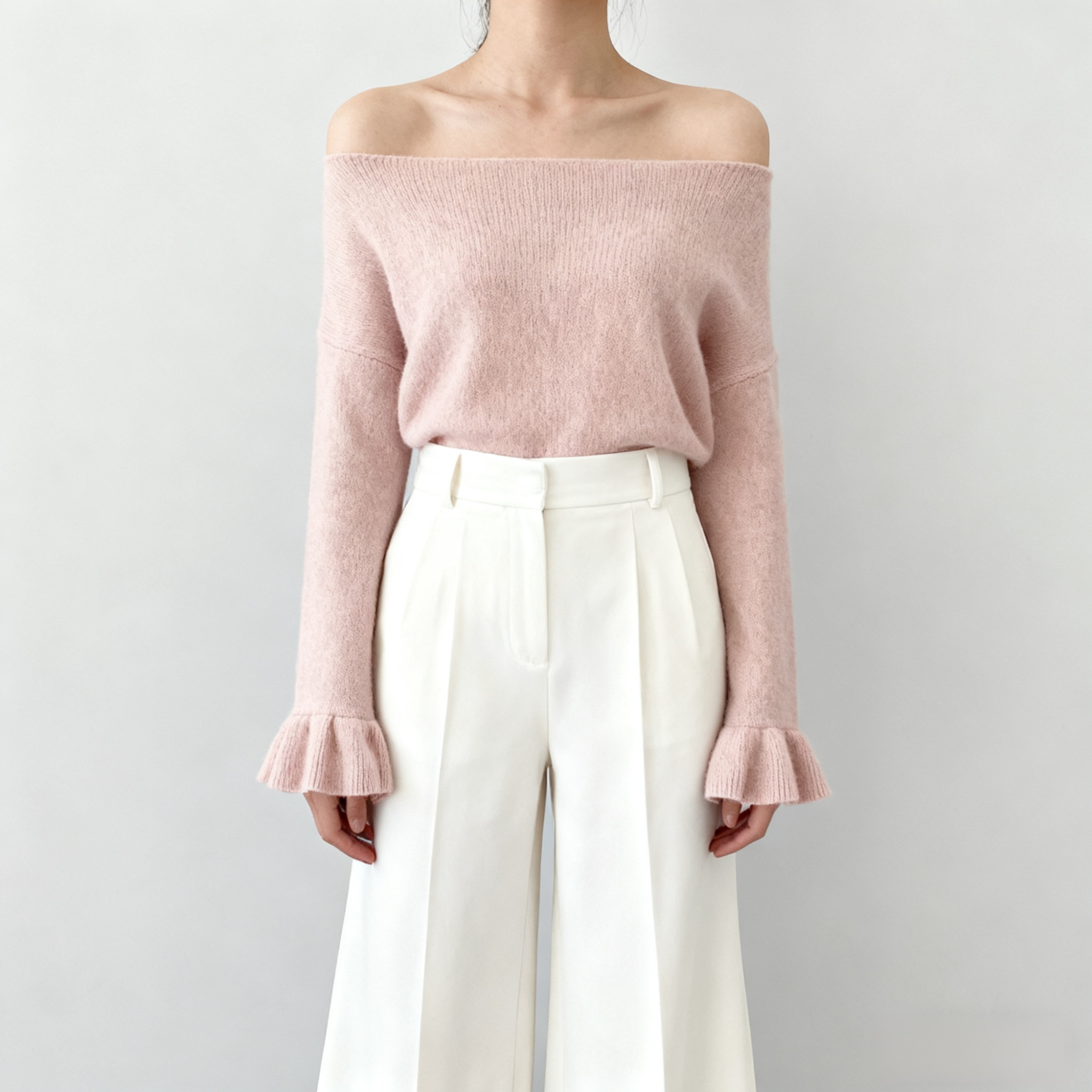 オフショルダー ラッフルスリーブセーター