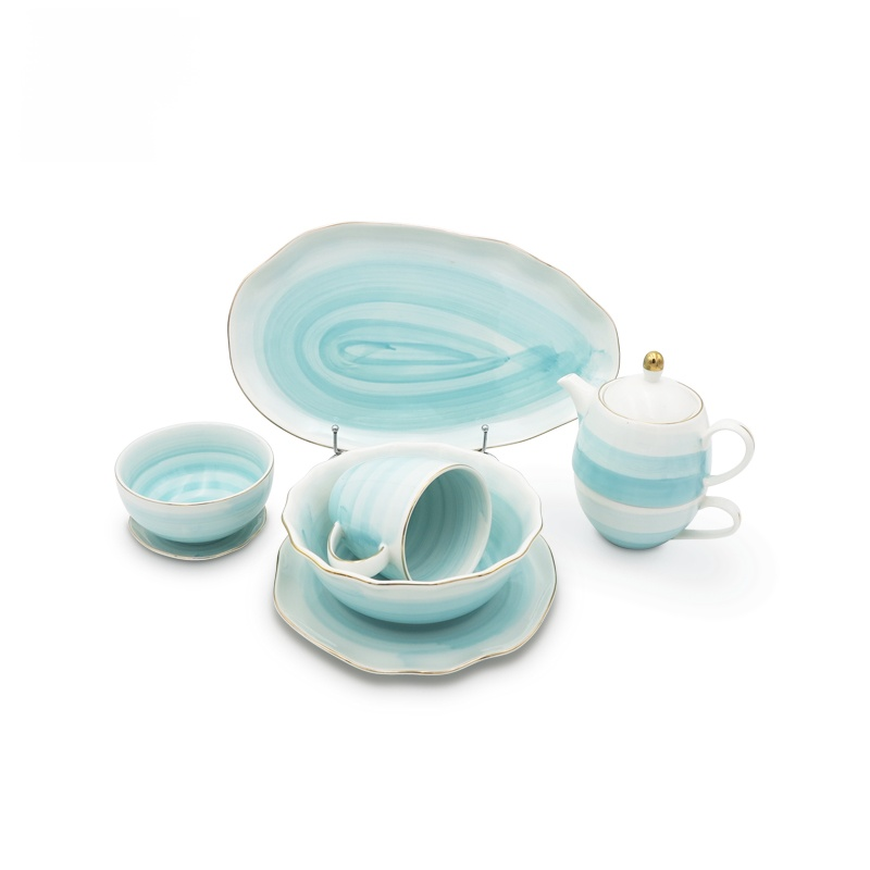 青い食器セット