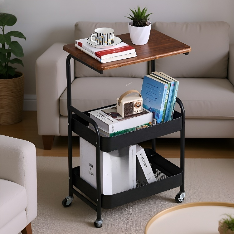 Mehrstöckiger Aufbewahrungstrolley für Gemüse und Obst in der Küche