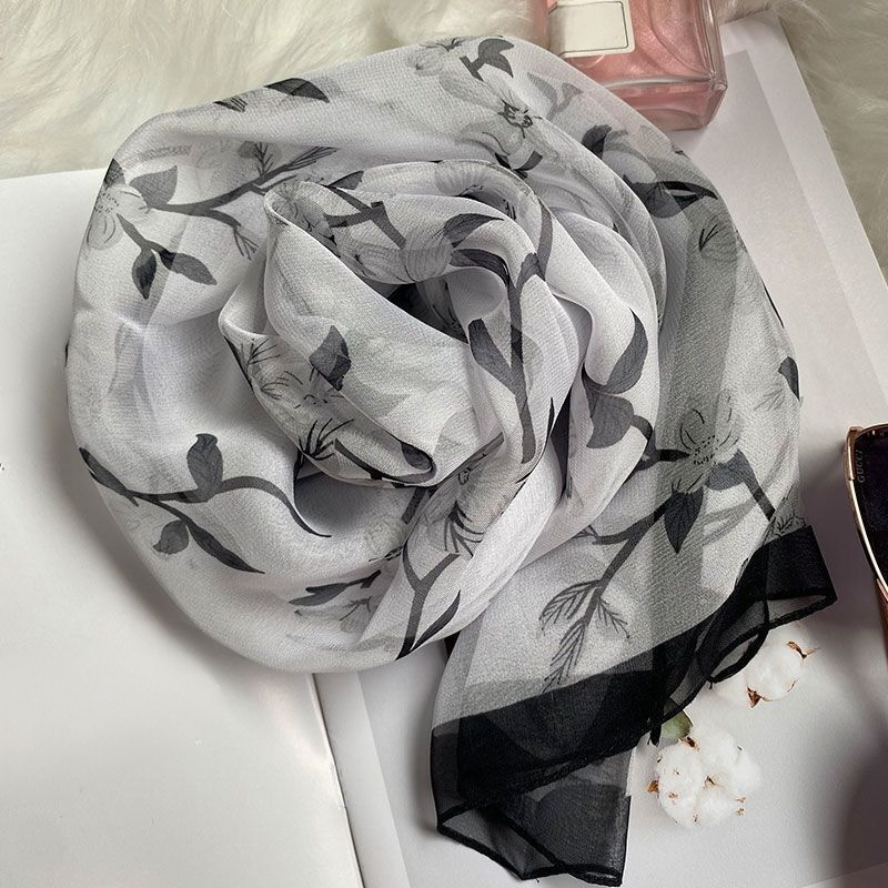 高級シルク薄手レディースロングスカーフ・おしゃれで万能