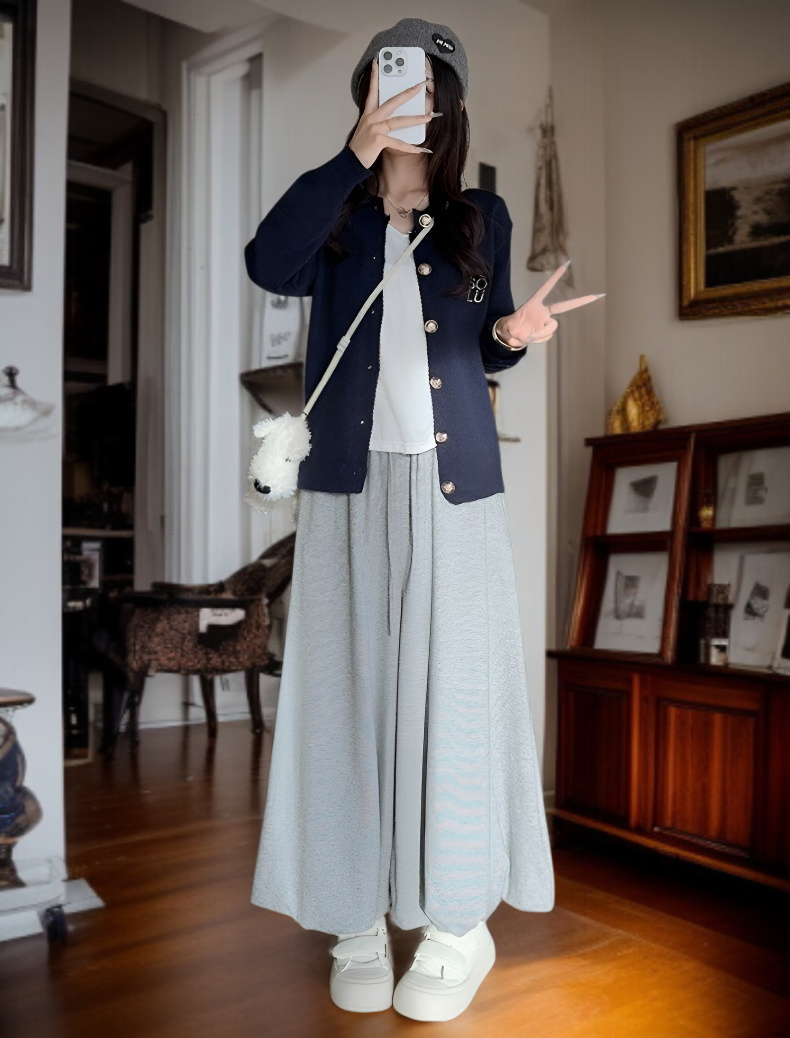 편안한 착용감의 루즈핏 스커트팬츠