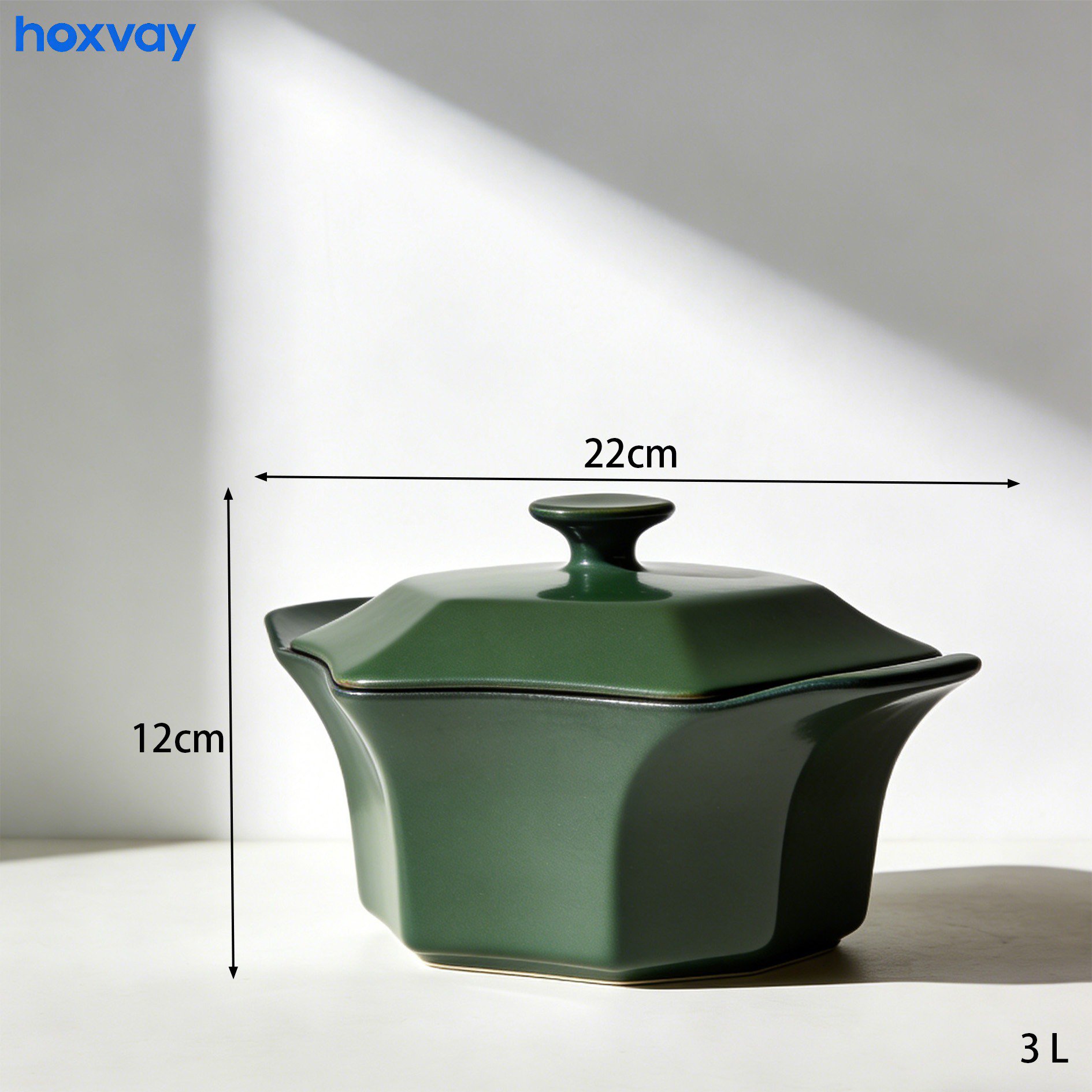 Heat-resistant thickened soup pot in modern kitchen