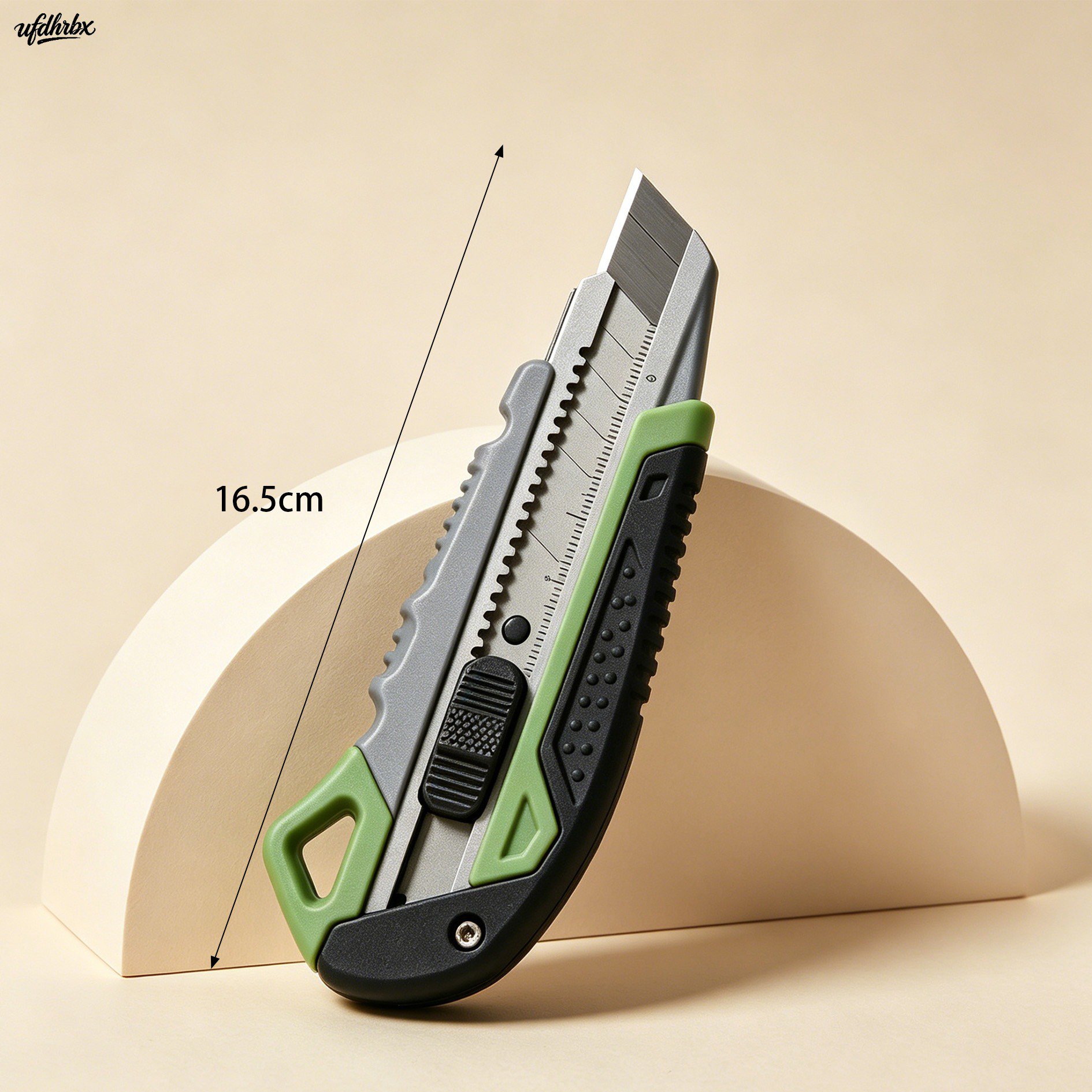 Industriemesser mit ergonomischem Griff