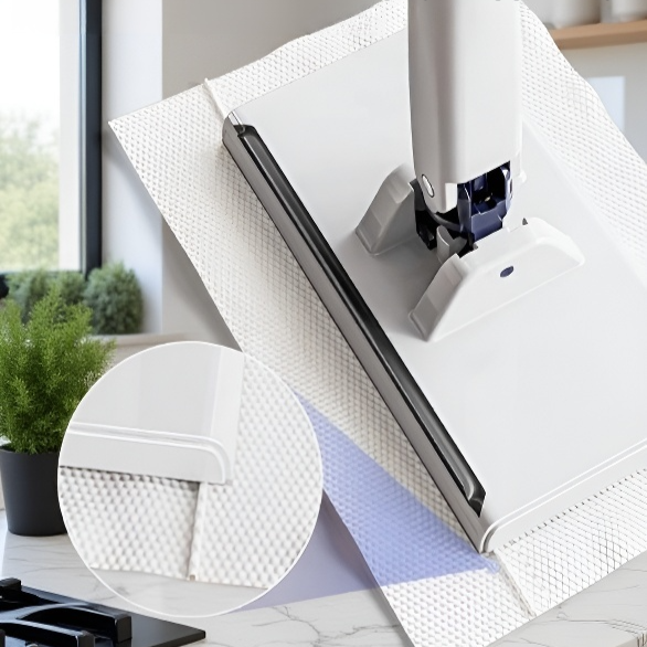 Automatický plochý mop s držadlem pro snadné čištění