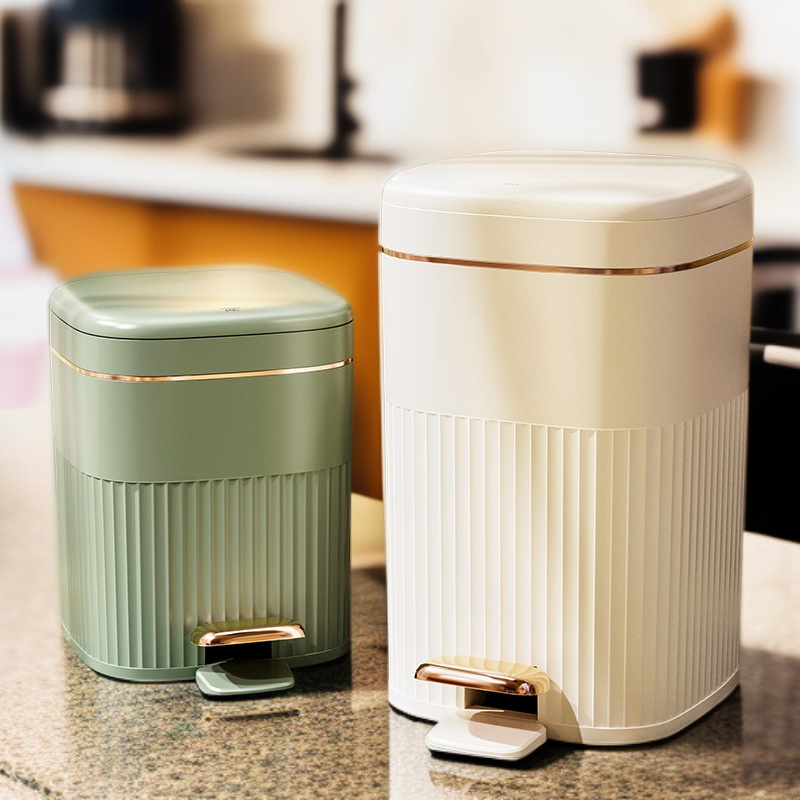 Cubo de basura de cocina de gran capacidad