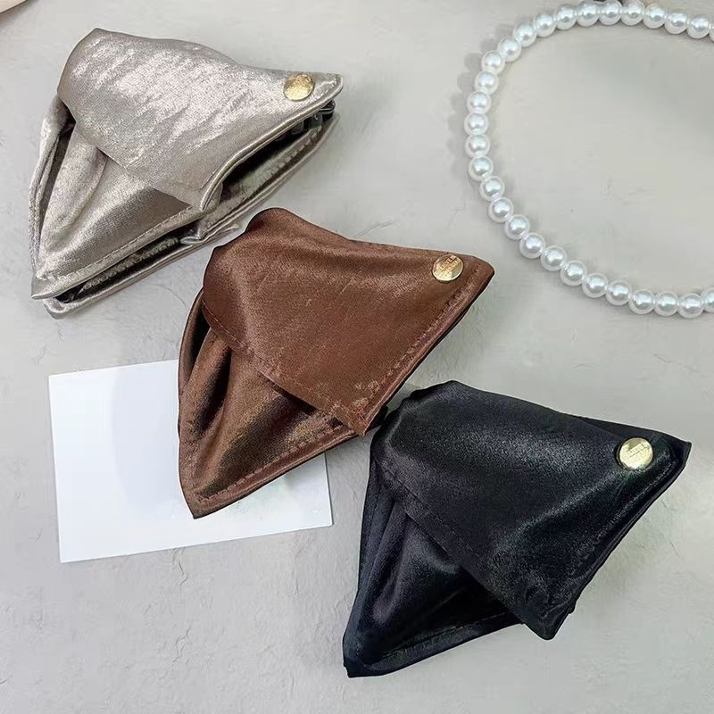 Hair Clip for the Back of the Head