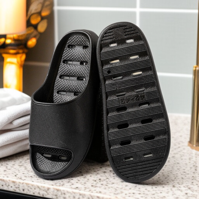 Wasserdichte Duschhausschuhe mit Löchern