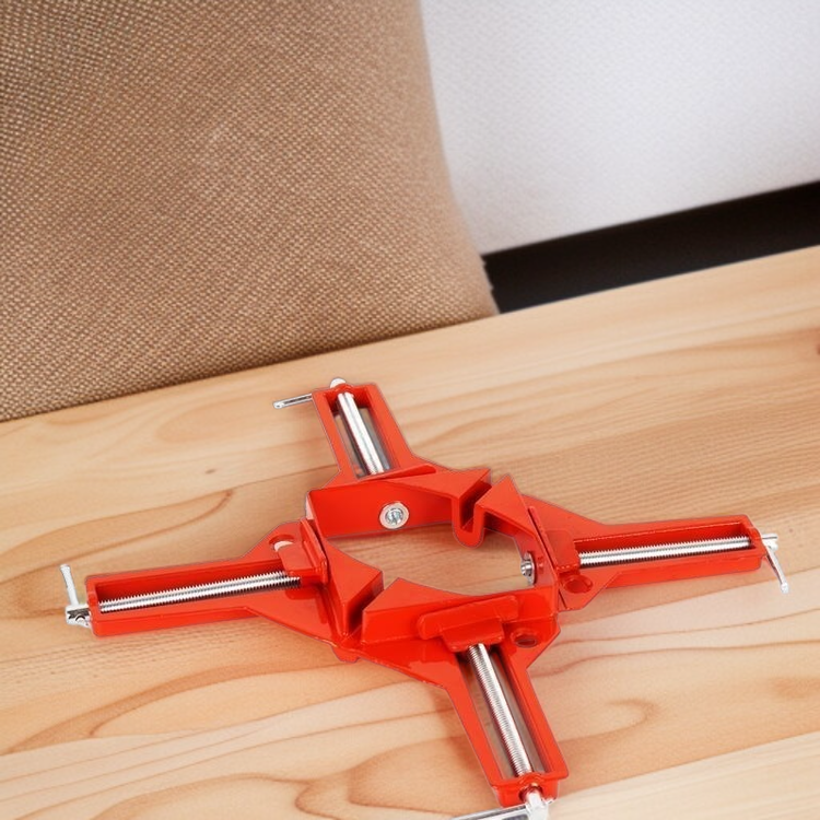 Quick fixing right angle clamp for aquariums