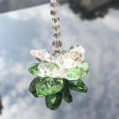 행잉 크리스탈 참