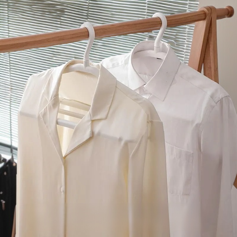 가정용 신축 건조대 미끄럼 방지 접이식 옷걸이 베란다 수건걸이 건조대 바람막이 건조대