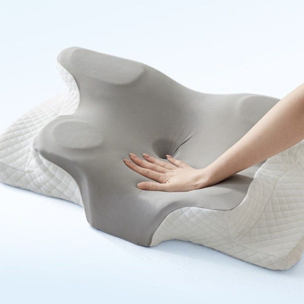 Butterfly-shaped neck pillow