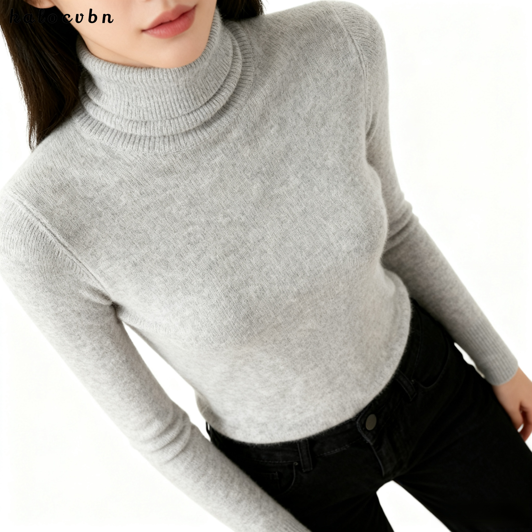 슬림핏 솔리드 컬러 터틀넥 니트 스웨터