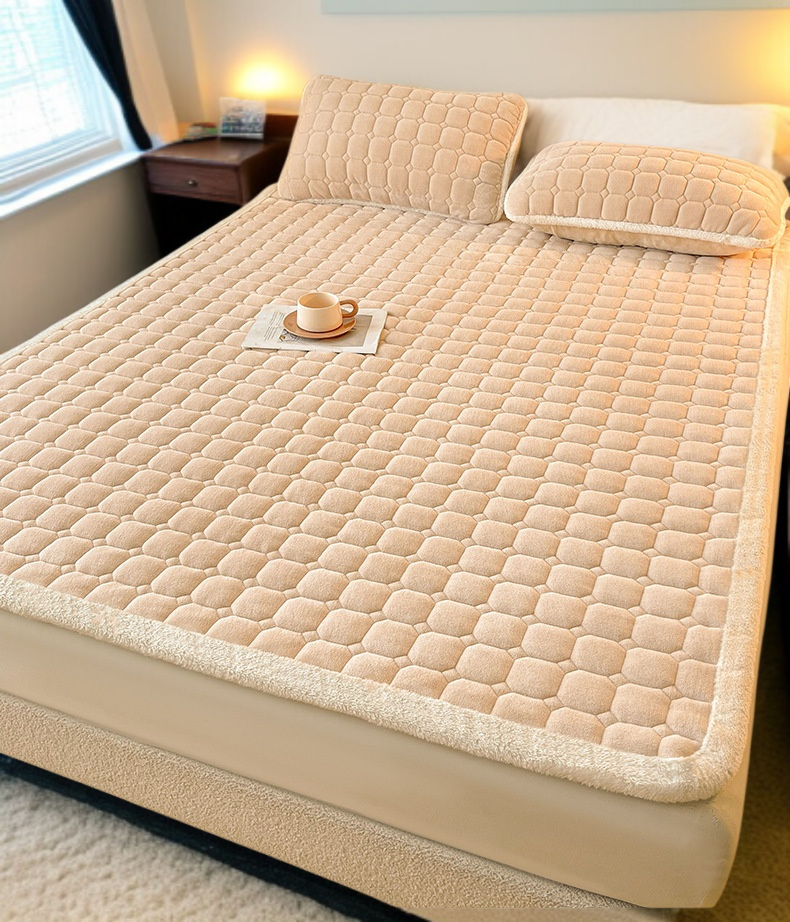 코랄 소재 매트리스 촉감 강조