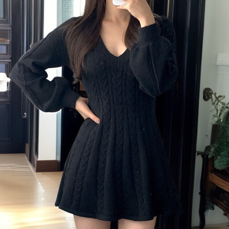 秋冬のヴィンテージ風麻の花柄Vネックウエストマークの小柄ロングスリーブAラインニットワンピース女性向け