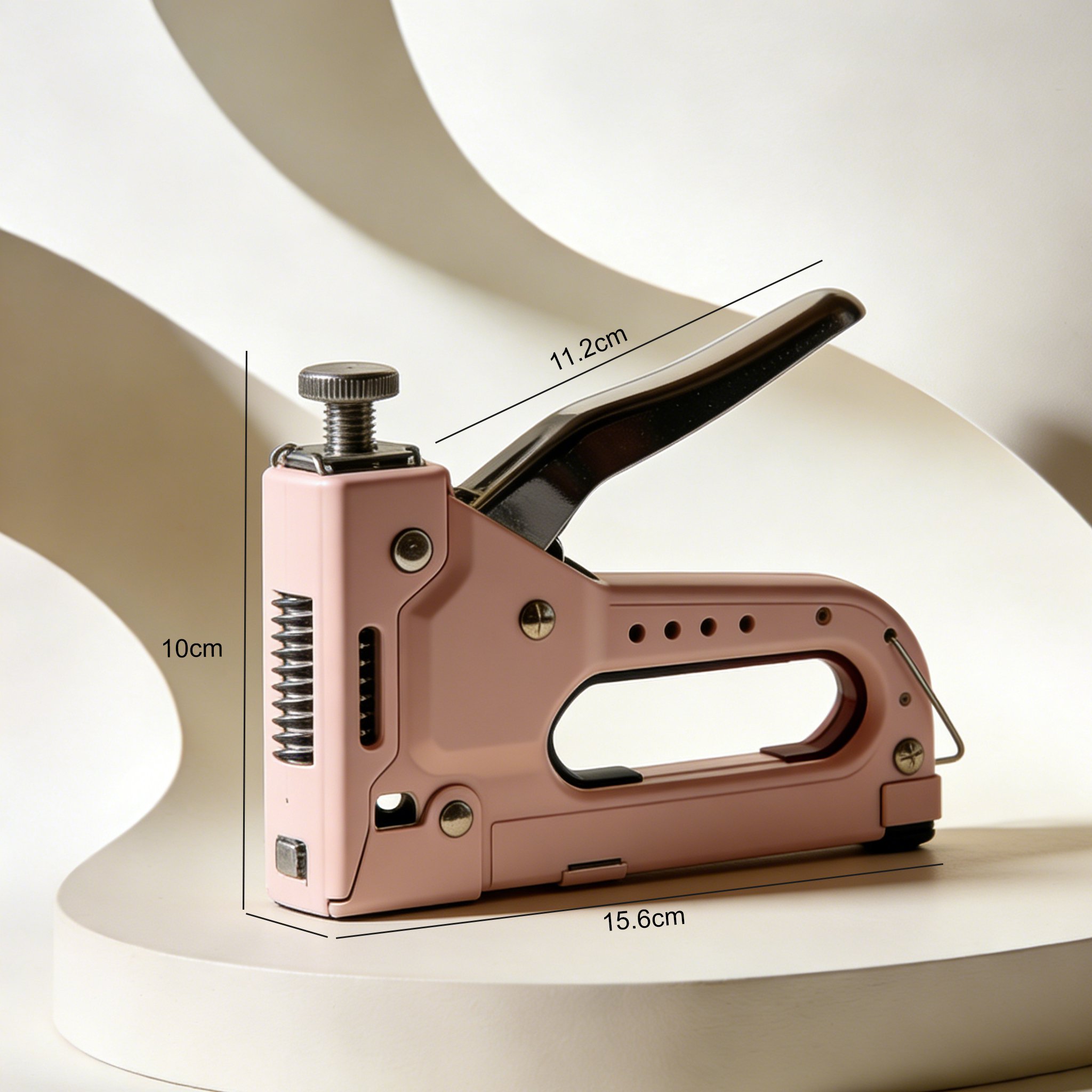 オフィスデスク上の書類用パンチ