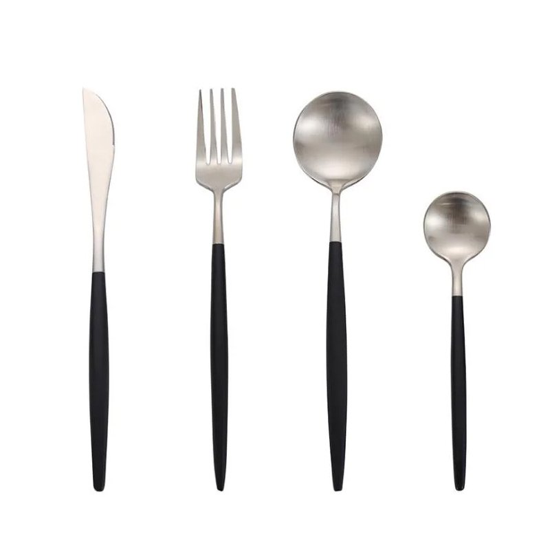 ชุดเครื่องใช้บนโต๊ะอาหารสแตนเลสสีทอง