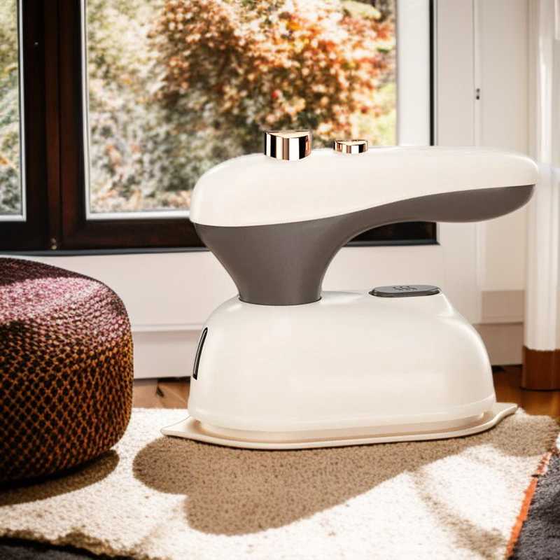 携帯ミニアイロン 乾湿両用家庭用電気アイロン 学生寮対応ハンガースチーマー