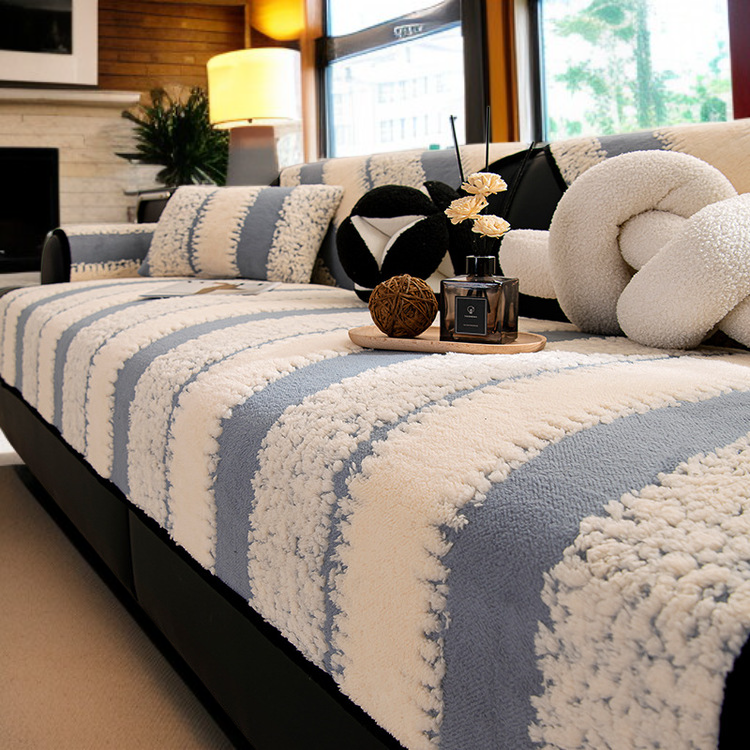 소파 롱 커버 및 담요 사용 예시