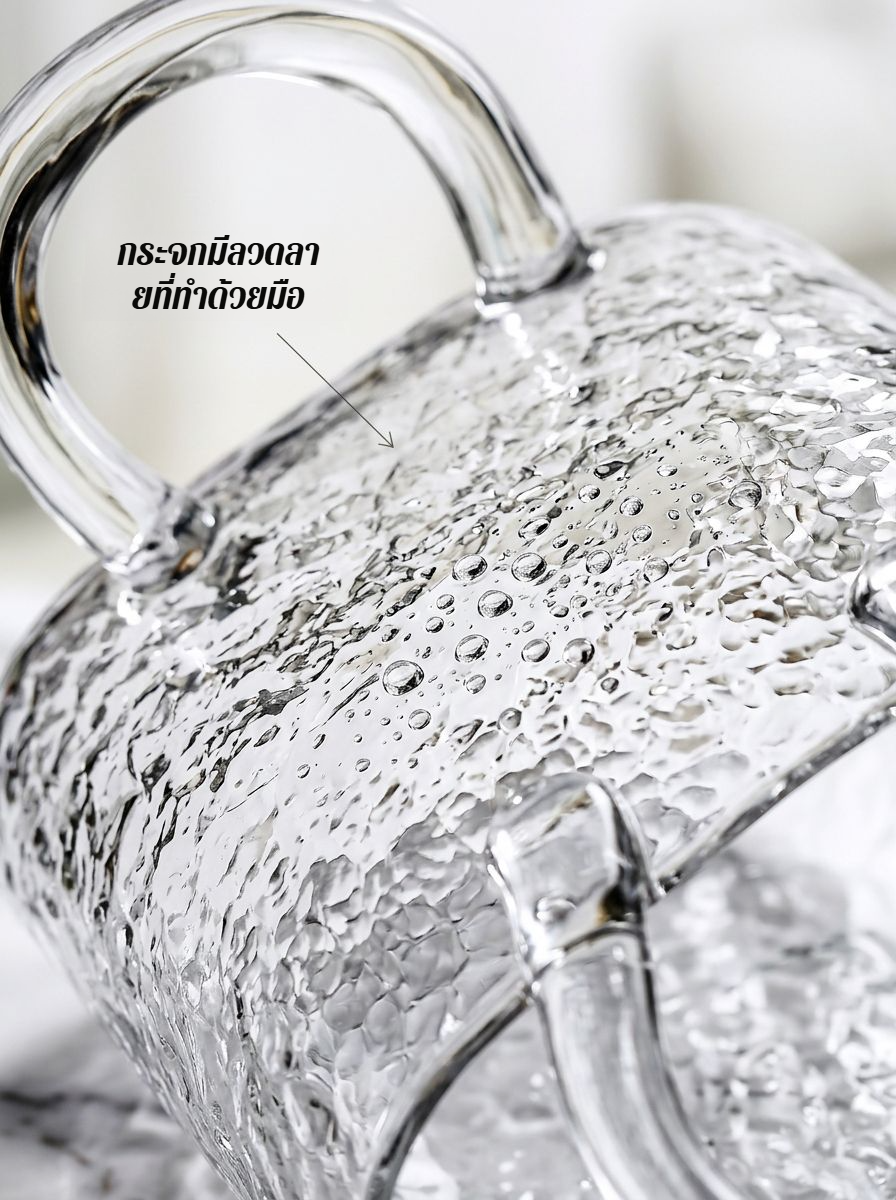 แจกันแก้วสำหรับตกแต่งบ้าน