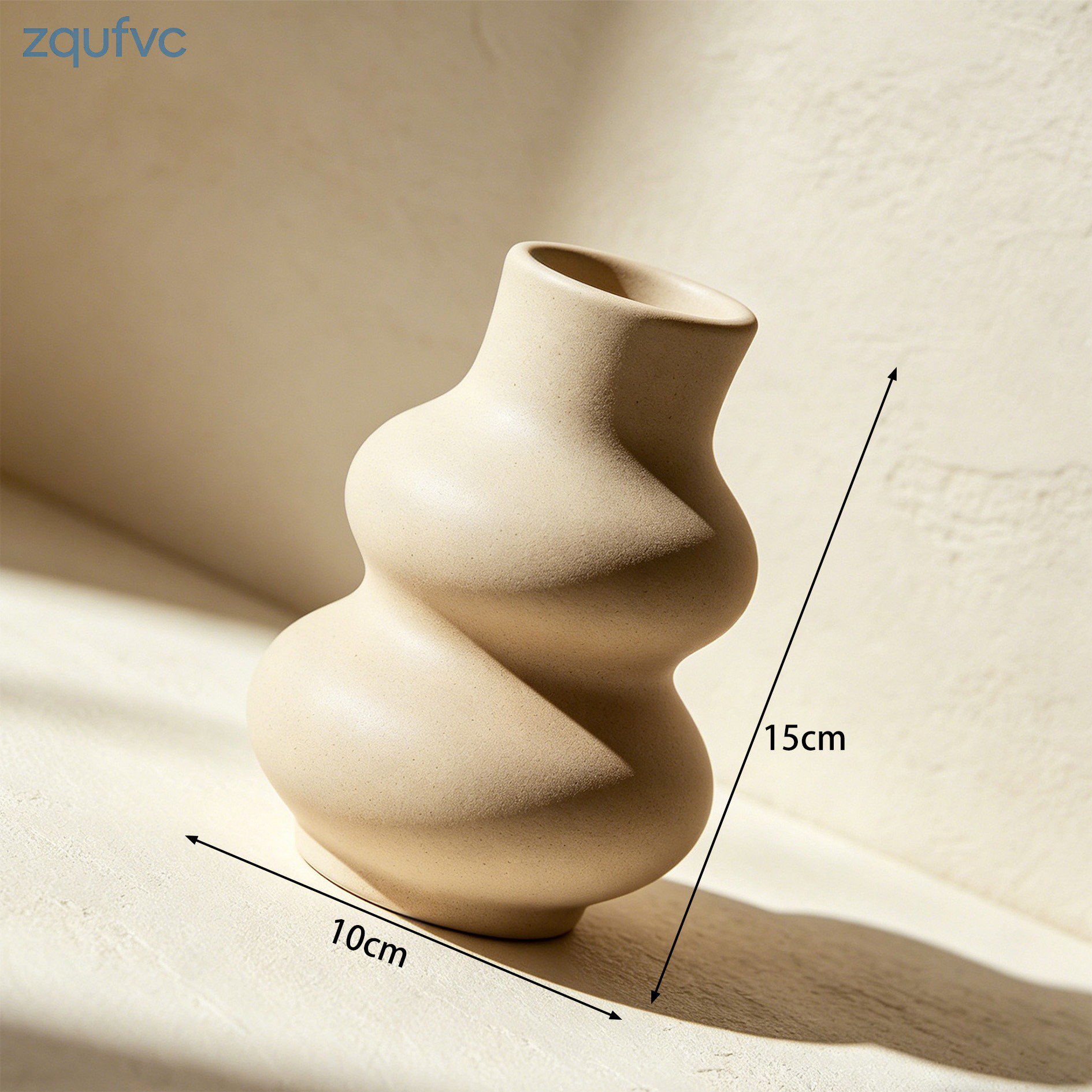 Stylish ceramic vase centerpiece for dining table