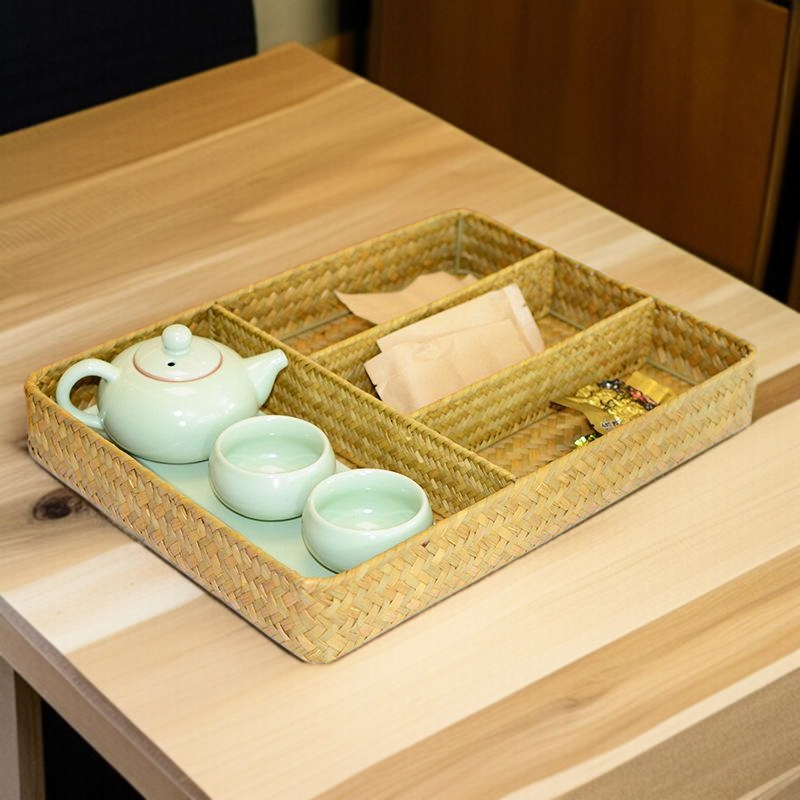 주방 식기 정리에 활용된 바구니