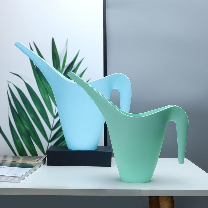 家庭用長い注ぎ口の植物用水差し